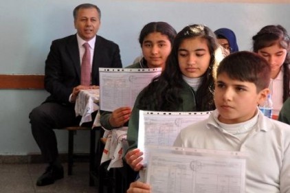 Gaziantep&#039;te 572 bin öğrenci karne aldı