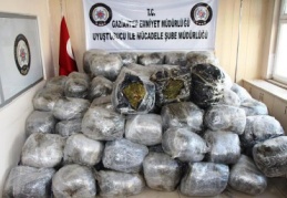 Gaziantep'te 1 ton uyuşturucu ele geçirildi