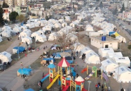 Gaziantep’te 80 bin vatandaşın geçici barınması için 11 noktada 17 bin 27 çadır kuruldu