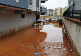 Gaziantep'te aşırı yağış sele neden oldu