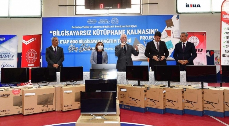 Gaziantep’te bilgisayarsız kütüphane kalmayacak