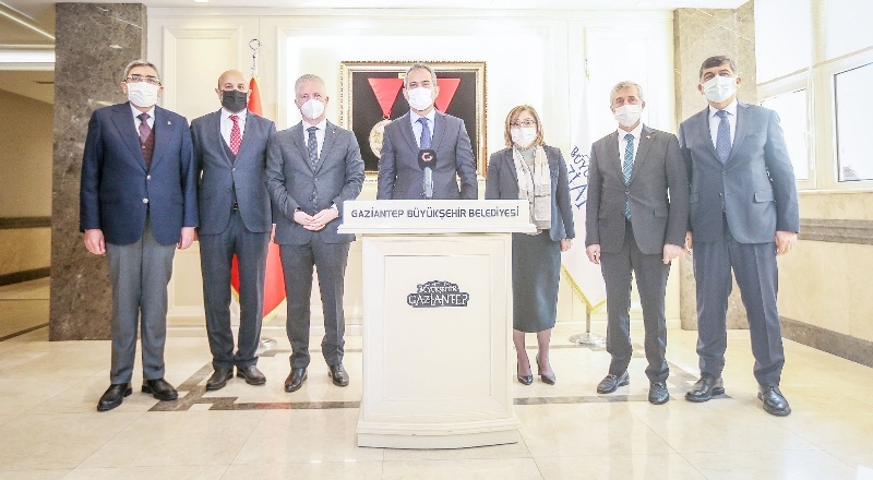 Gaziantep’te eğitimdeki kronik sorunların çözüme kavuşturulması için elimizden geleni yapacağız