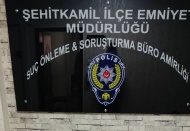 Evini silah atölyesine çevirdi
