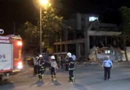 Gaziantep'te inşaat çöktü: 3 yaralı