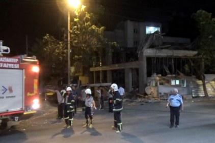 Gaziantep&#039;te inşaat çöktü: 3 yaralı