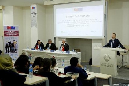Gaziantep&#8217;te kayıt dışı istihdam Hasan Kalyoncu Üniversitesi&#8217;nde düzenlenen çalıştayda tartışıldı