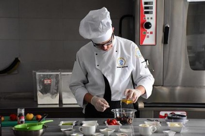Gaziantep&#039;te kursiyerler bile yemek yarışmalarından madalya ile dönüyor 