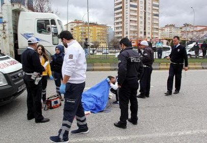 Gaziantep'te otomobilin çarptığı çocuk öldü 