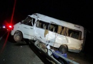 Gaziantep'te tarım işçilerini taşıyan minibüs devrildi: 15 yaralı var