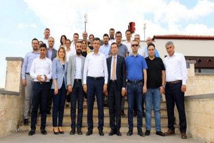 Gaziantep&#8217;teki AR-GE merkezi yöneticilerini bir araya getirdi