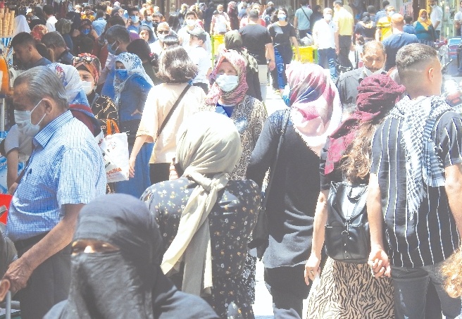 Gaziantep’ten 3 bin 384 kişi yurt dışına göç etti