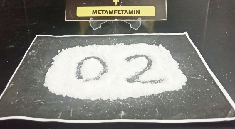 Gaziantep’ten Adıyaman’a uyuşturucu götürürken yakalandı