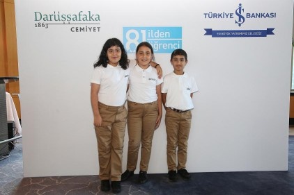 Gaziantep&#8217;ten başarılı üç öğrenci İş Bankası desteğiyle Darüşşafaka&#8217;da