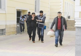 Gaziantep’ten giden esrar Maraş’ta yakalandı