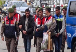 Gaziantep’ten giden esrar yolda ele geçirildi