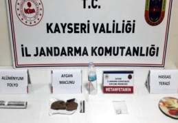 Gaziantep’ten Kayseri’ye uyuşturucu götürdüler
