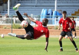 Gazikent, Denizli'ye bileniyor