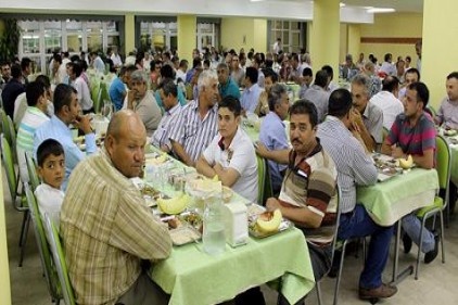 Gaziler, Büyükşehir&#8217;de iftarda buluştu