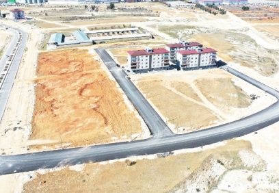 Gaziler Mahallesi’nde yeni imara açılan bölgelerde yol çalışması