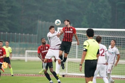 Gazişehir 1-Rapid Bükreş 2
