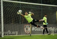 Gazişehir, akşam antrenmanlarında taktik çalışıyor