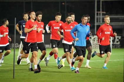 Gazişehir, bugün Göztepe&#8217;yi ağırlıyor