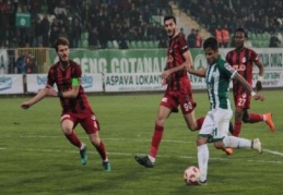 Gazişehir deplasmandan 4-1 yenilerek döndü