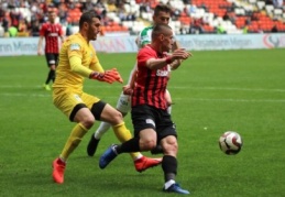 Gazişehir Gaziantep: 2 - Giresunspor: 2