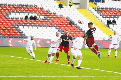 Gazişehir Gaziantep Boluspor&#8217;u 2-0 yeldi
