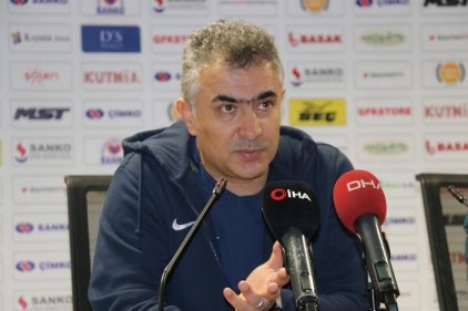Gazişehir Gaziantep Teknik Direktörü Mehmet Altıparmak: Rakibimizden daha az mücadele ettik