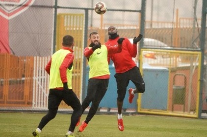 Gazişehir, Hatayspor ile karşılaşıyor