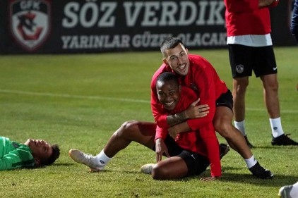 Gazişehir, hazırlıklarının tamamlayarak kampa girdi