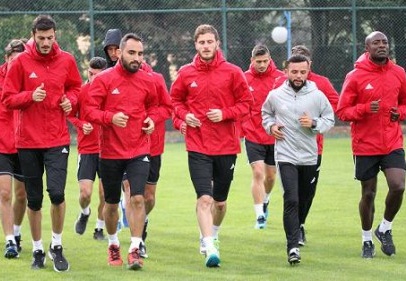 Gazişehir lige tutundu