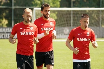Gazişehir, play-off&#8217;taki ilk rakibi Osmanlıspor maçı hazırlıklarına başladı