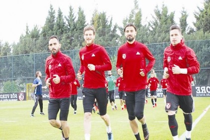 Gazişehir tecrübeli oyuncularına güveniyor 