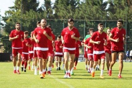 Gazişehir yeni sezon hazırlıklarını sürdürüyor 