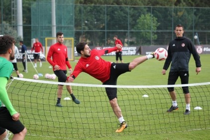 Gazişehir&#039;de play-off hazırlıkları sürüyor 