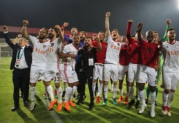 Gazişehir'de yaprak dökümü devam ediyor 