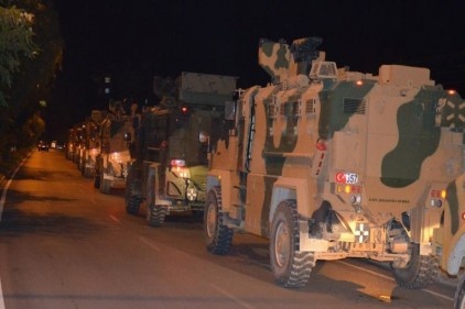 Gece sınıra askeri sevkiyat