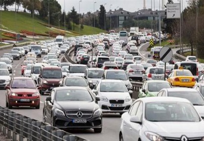 Geçen yıl satılan her 4 otomobilden 3'ü ithal