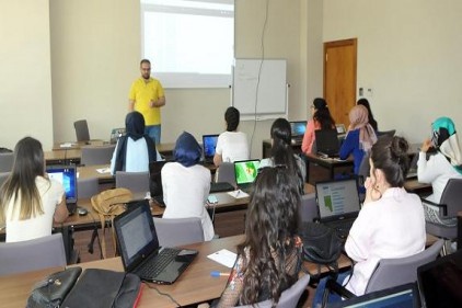 &#8216;Geleceği Yazan Kadınlar Projesi&#8217; başladı