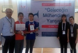 "Geleceğin Mühendisleri Yarışıyor"da Türkiye birincisi oldu