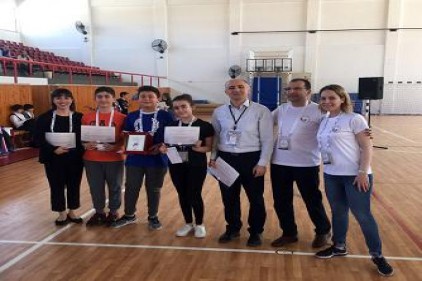 "Geleceğin Mühendisleri Yarışıyor"da Türkiye birincisi oldu