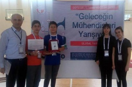 "Geleceğin Mühendisleri Yarışıyor"da Türkiye birincisi oldu