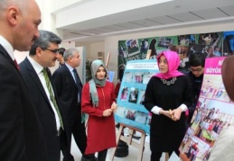 Geleceğin öğretmenleri projelerini sergiledi