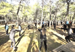 Geleceğin spor insanları, yüksek moralle çalışıyor