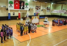 Geleceğin yıldız futbolcuları yetişiyor