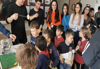 Geleneksel Çocuk Oyunları ve Oyuncakları Sergisi açıldı