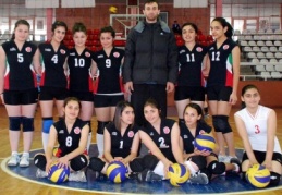 "Genç Kızlar İl Birinciliği Voleybol Turnuvası" sürüyor