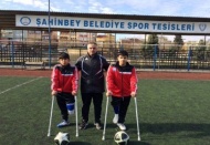 Genç Milli takım kadrosuna da oyuncu vermenin gururunu yaşıyor